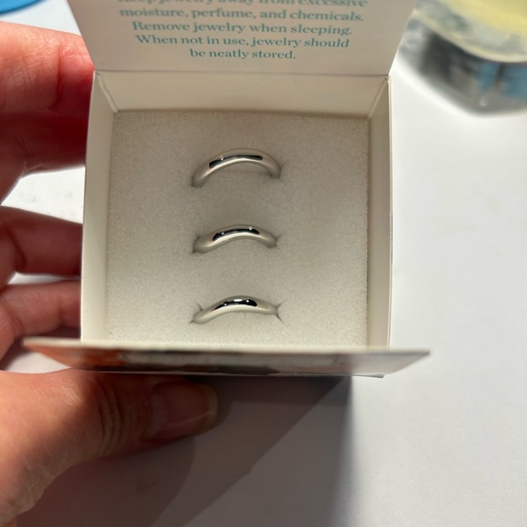 Stella & Dot silver ring trio size 5 - Picture 5 of 5